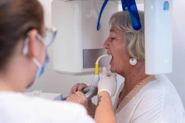 Best Emergency Tooth Extraction in Springfield, FL